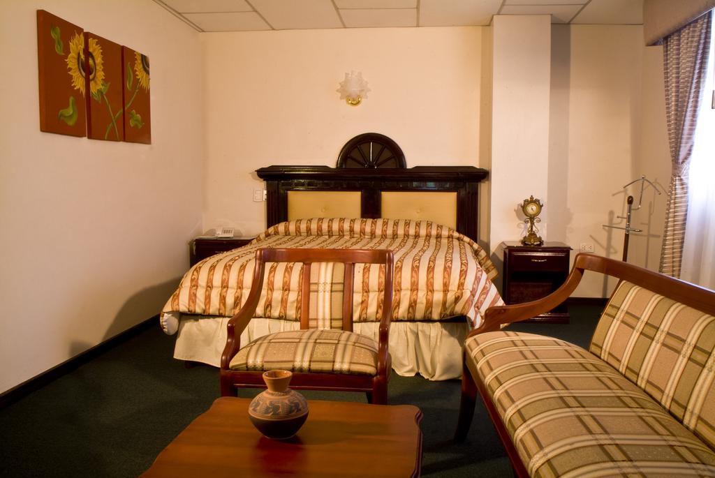 Hotel Podocarpus Лоха Номер фото