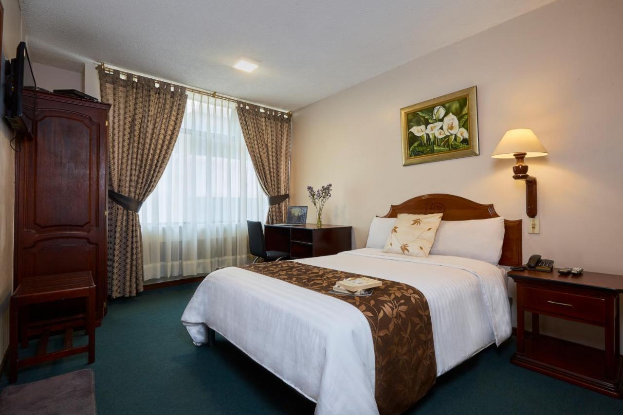 Hotel Podocarpus Лоха Екстер'єр фото