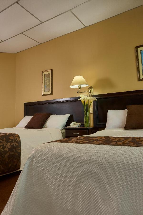 Hotel Podocarpus Лоха Екстер'єр фото
